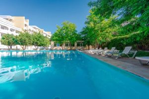 Отель «Family Resort», Евпатория