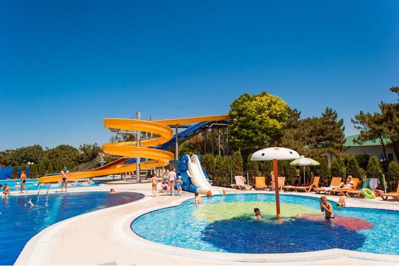 Аквапарк «Солнечный»