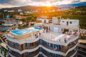 Отель «Ливадийский», п. Ливадия