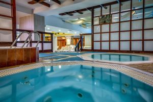 Отель «Пальмира Палас», п. Курпаты