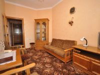 3 к 4 м,  гостиная