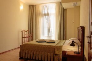 полулюкссемейны й