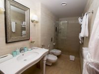 люкс двухкомнатный 8