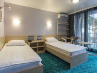 Стандарт улучшен с двумя односпальными кроватями и террасой Green Par...