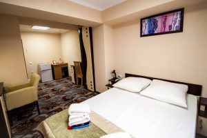 1 komnatnyj 1 2 mestnyj uluchshennyj bez balkona