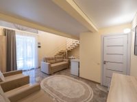 2 уровневые апартаменты..